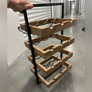 Mountable Wine Holder